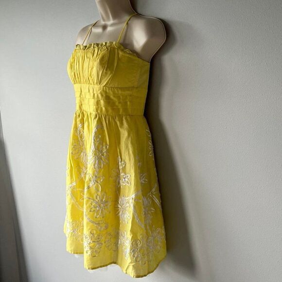 B. Darlin Yellow Floral Embroidered Fit and Flare Dress Size 5/6 - Picture 3 of 10